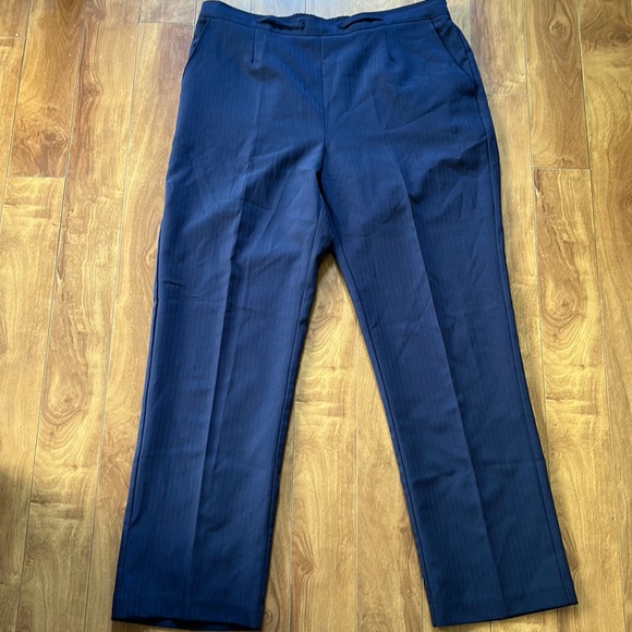 TRADITION💫 Women’s Navy Lightweight Straight Leg Pants - Picture 1 of 8